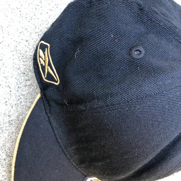 Vintage REEBOK New Orleans Saints Fitted Hat 7 5/8 Black NFL Retro Cap - Picture 2 of 10